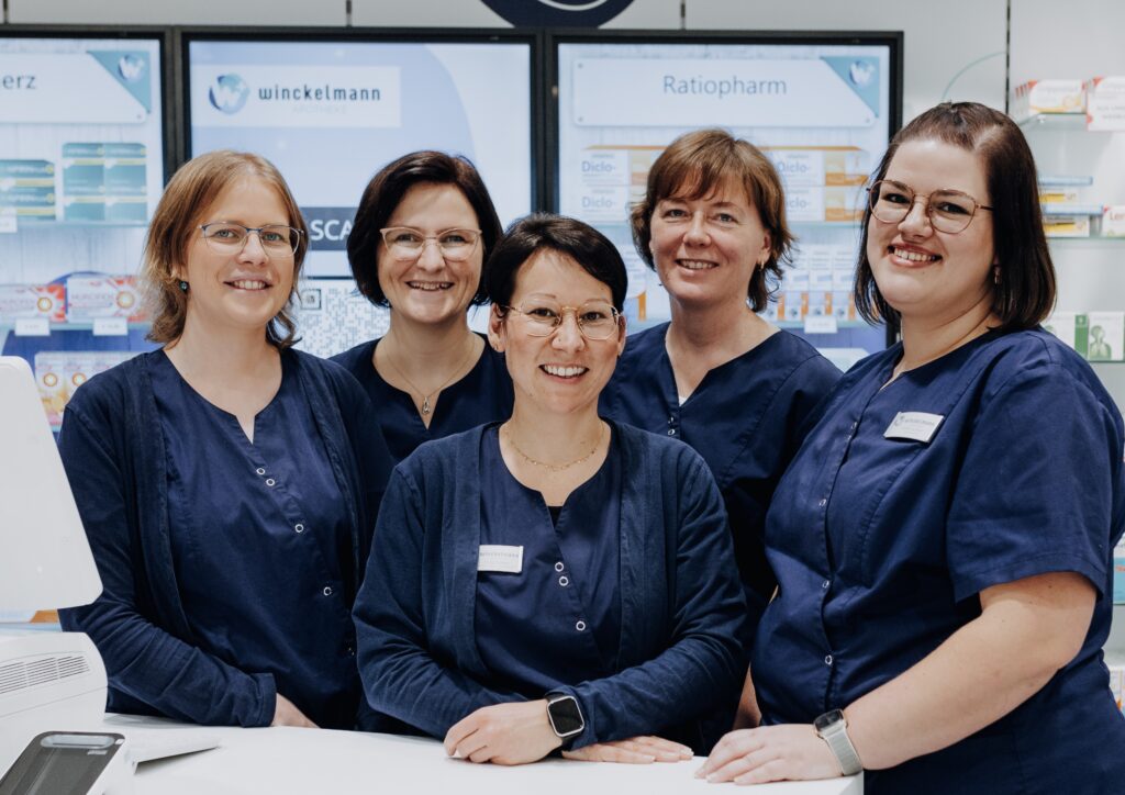 Team der der Winckelmann-Apotheke Osterburg